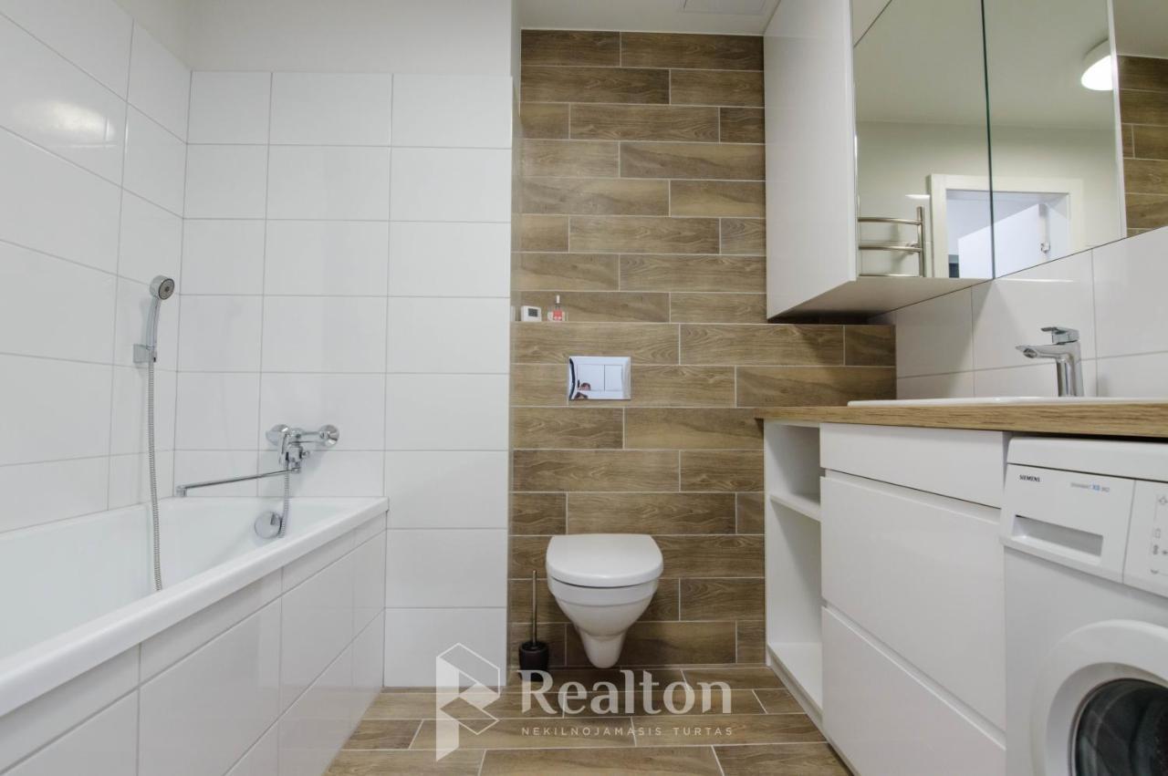Happy Inn Egle, Self Check-In-24-7, A-C, Parking-In-The-Underground-Garage Vilna Exterior foto