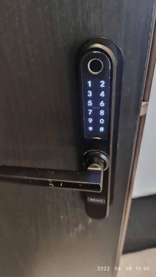Happy Inn Egle, Self Check-In-24-7, A-C, Parking-In-The-Underground-Garage Vilna Exterior foto